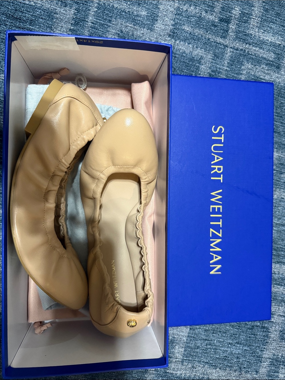 Stuart Weitzman Beige Leather Gathered Ballet Flats